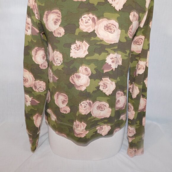Stella & Dot Womens S Green Camo Pink Roses Rose gold Zipper pullover Sweatshirt - Picture 11 of 11